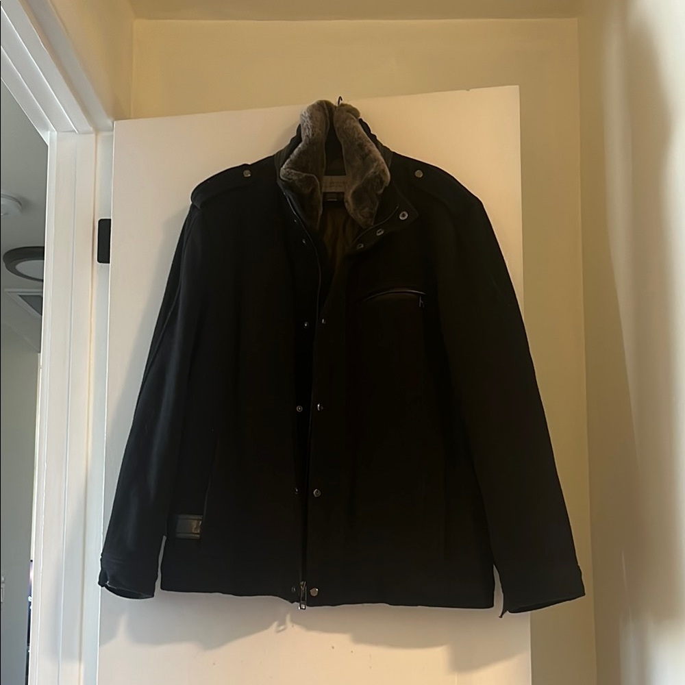 Xxl Men's Black Jacket with Faux Fur Collar